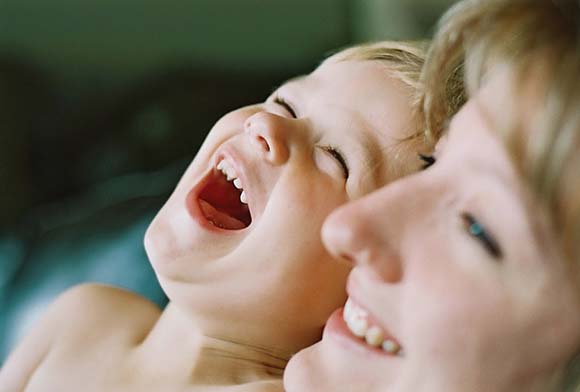 mom-and-son-laughing