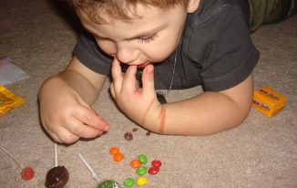 toddler-eating-hard-candy