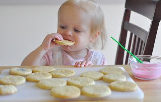 toddler-eating-cookies