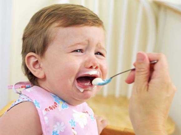 07 baby-teething-refusal-to-eat2