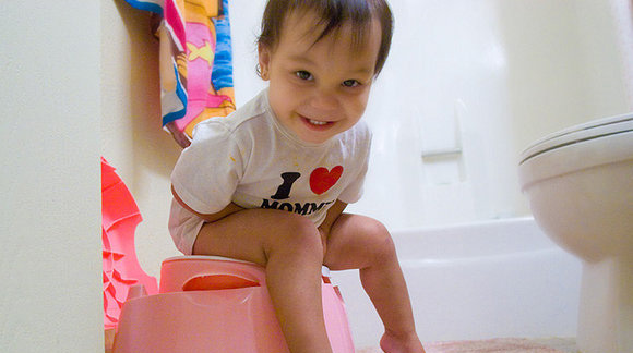 12 Tried and Tested Potty Training Tips Moms Swear By. #3 Worked For Me