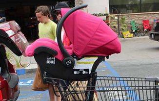 car-seat-on-shopping-cart-36
